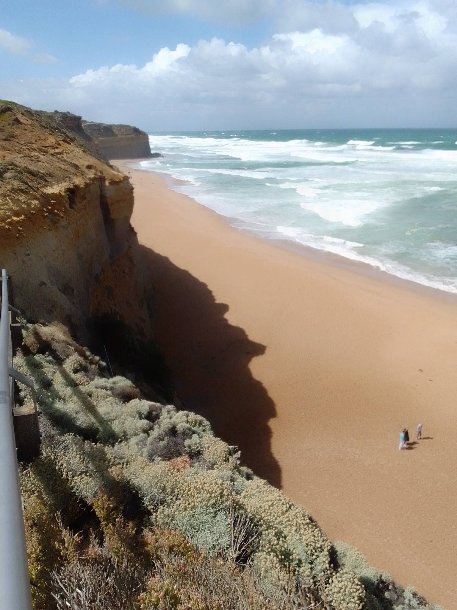12 Apostles beach from above
