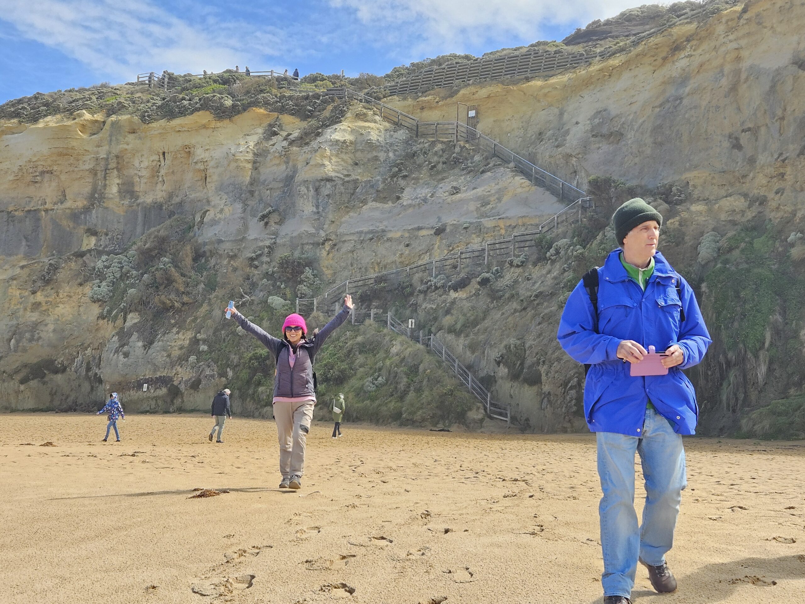 12 Apostles – happy walkers